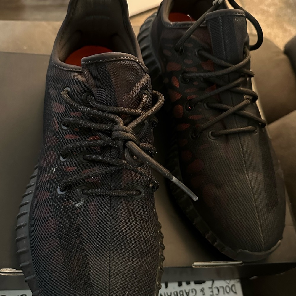 Yezzy sneakers